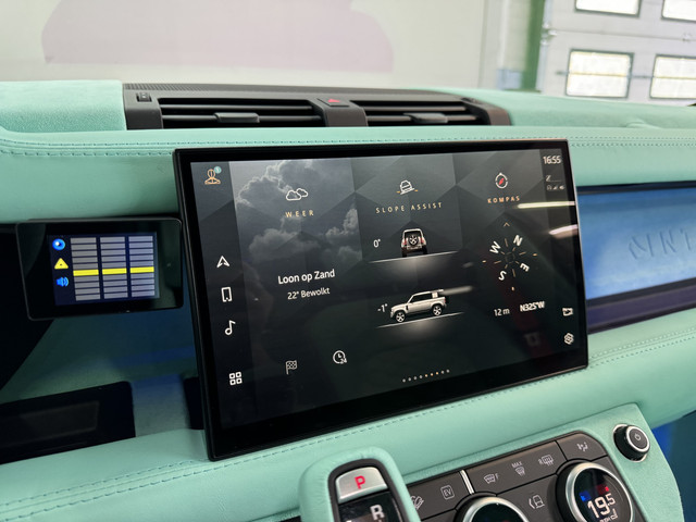 Land Rover Defender 2.0 P400e 110 X✅Customized Signature Car✅UNIEK✅Custom Interieur✅Stoelventilatie✅URBAN✅Meridian✅Panoramadak✅