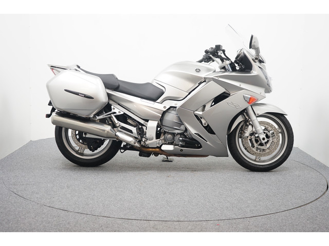 yamaha-fjr-1300-abs