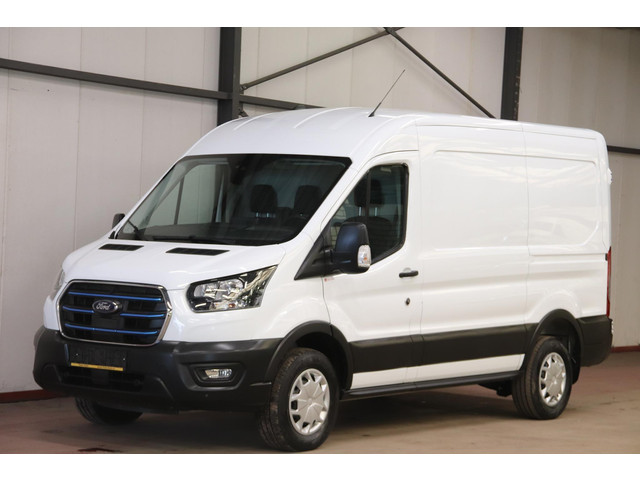 ford-e-transit-350-l2h2-trend-68-kwh-elektrisch-navigatiesysteem