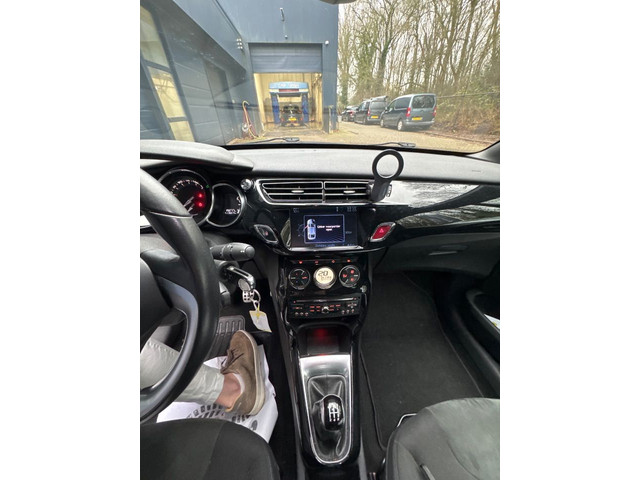 Citroen DS3 Cabrio 1.2 VTi So Chic! NL AUTO NAP! Navi l Cruise l LED l PDC! NIEUWE D-riem l Dealer OH l NIEUWSTAAT!