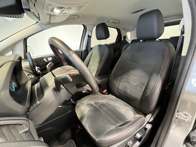 Ford EcoSport 1.0 EcoBoost ST-Line | Navigatie Android Apple Carplay | LM Velgen 17 | PDC Voor en Achter | Voorstoelen en Stuurwiel Verwarmd