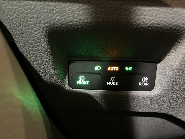 Volkswagen Crafter 2.0 TDI L3H2 140 PK DSG Automaat Euro 6 Airco Cruise Control PDC CarPlay 3-Zits NIEUW MODEL !! 1.400 KM !!