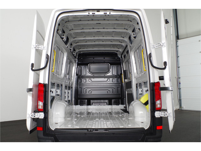 Volkswagen Crafter 35t 2.0 TDI L3H3 > Super deal | nieuw type | direct leverbaar | op voorraad | 0123 | Lease ook mogelijk!