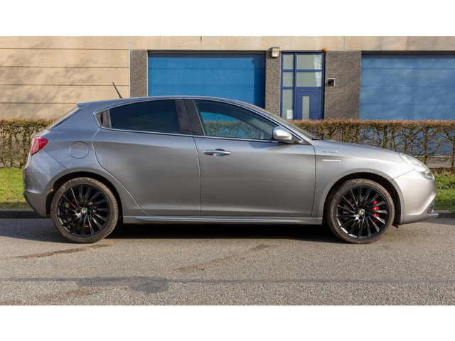 alfa-romeo-giulietta-1.4-t-distinctive