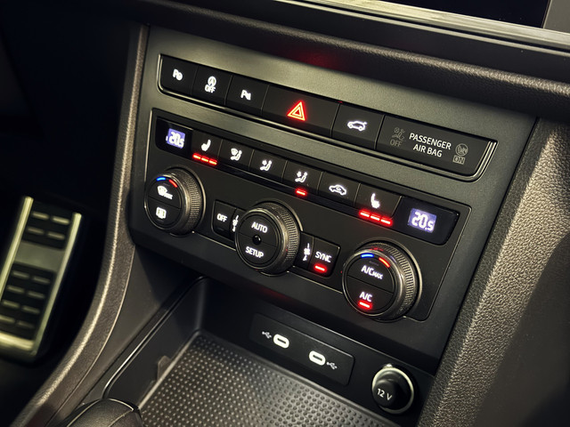 Seat Ateca CUPRA 1.5 TSI VIR.COCKPIT BEATS MATRIX LED ELEK.KLEP TREKHAAK NAVI CAMERA CARPLAY STOEL STUUR VERW. 09 2024