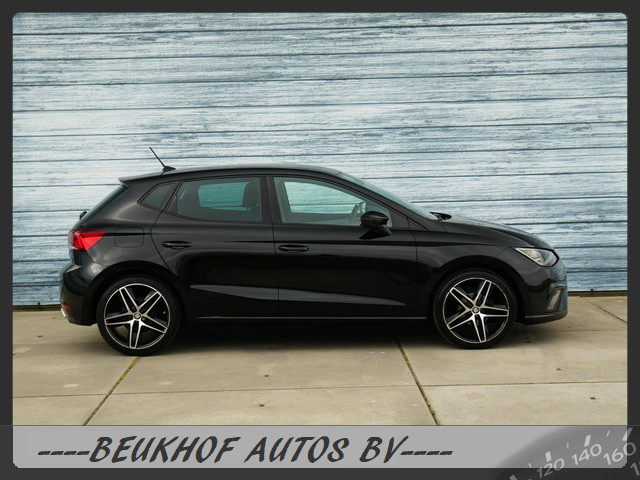 Seat Ibiza 1.0 TSI FR Business Intense Airco Navi Camera 18