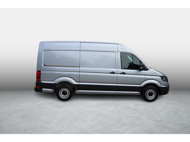 Volkswagen Crafter Trendline L3H3 140pk GVW 3.5T BPM vrij | Achteruitrijcamera | Keyless Start | Digital Cockpit | Trekhaak | Cruise Control | In h