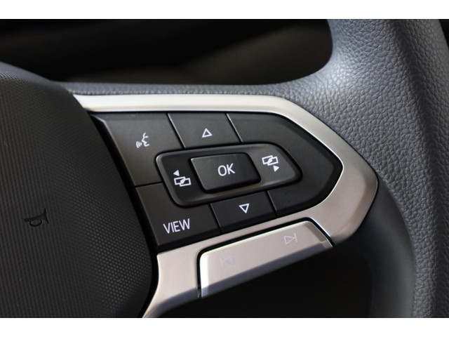 Volkswagen Crafter Trendline L3H3 140pk GVW 3.5T BPM vrij | Achteruitrijcamera | Keyless Start | Digital Cockpit | Trekhaak | Cruise Control | In h