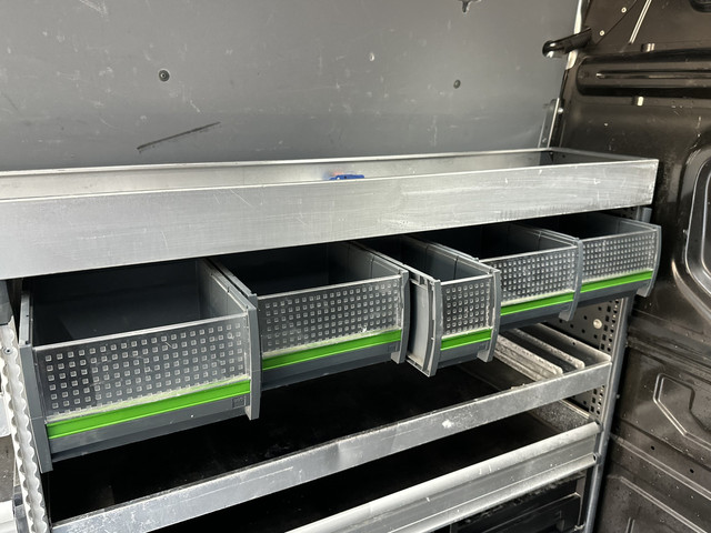 Volkswagen Crafter 2.0TDI L3H3 Complete Inrichting