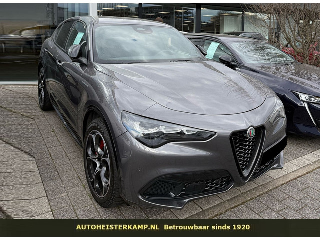 alfa-romeo-stelvio-2.2-jtd-awd-sprint-q4-veloce-pakket-acc-harman-kardon-20-inch