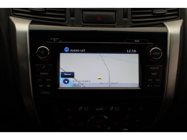 Nissan Navara 2.3 dCi Optima Double Cab Trekhaak Navigatie Rondomzicht Camera Origineel NL