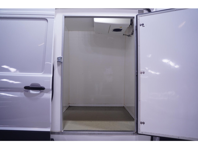 Volkswagen Crafter 2.0 TDI 140 pk DSG Aut. L4H3 Koel Vries Dag Nacht Airco, Apple Carplay, Laadruimte Pakket, PDC V+A, 3-Zits