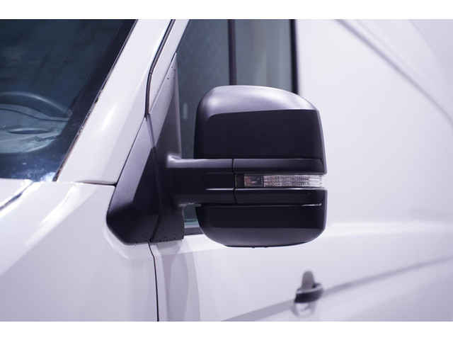 Volkswagen Crafter 2.0 TDI 140 pk DSG Aut. L4H3 Koel Vries Dag Nacht Airco, Apple Carplay, Laadruimte Pakket, PDC V+A, 3-Zits