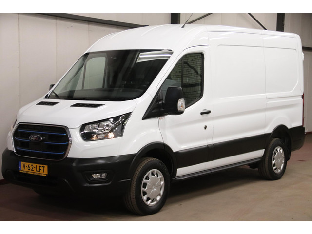 ford-e-transit-425-l2h2-trend-68-kwh