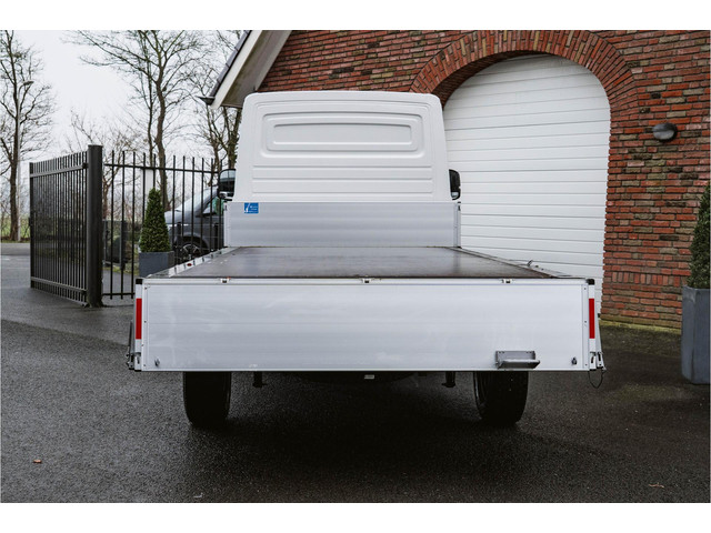 Volkswagen Crafter 35 2.0 TDI 177PK L4 Open laadbak Airco | Cruise control | 3-zits | LxBxH 430x203x40 cm |