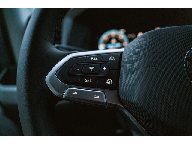 Volkswagen Crafter 2.0 TDI 177PK Automaat L3H3 Comfortline 2x LED | NAVI | Ergo. bestuurdersstoel | Camera | Trekhaak |