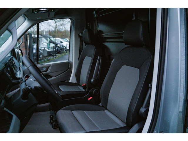 Volkswagen Crafter 2.0 TDI 177PK Automaat L3H3 Comfortline 2x LED | NAVI | Ergo. bestuurdersstoel | Camera | Trekhaak |