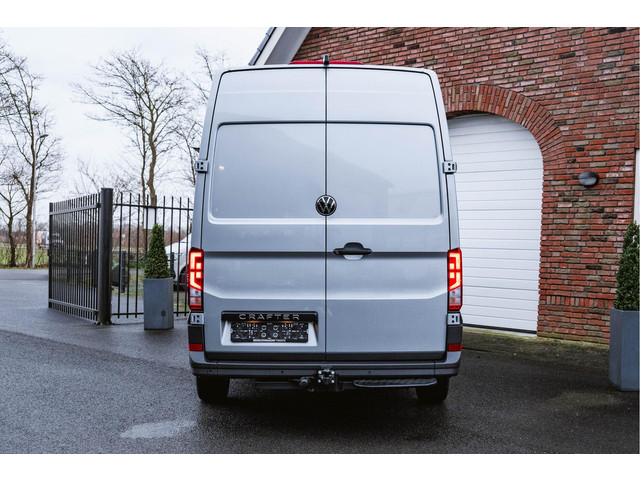 Volkswagen Crafter 2.0 TDI 177PK Automaat L3H3 Comfortline 2x LED | NAVI | Ergo. bestuurdersstoel | Camera | Trekhaak |
