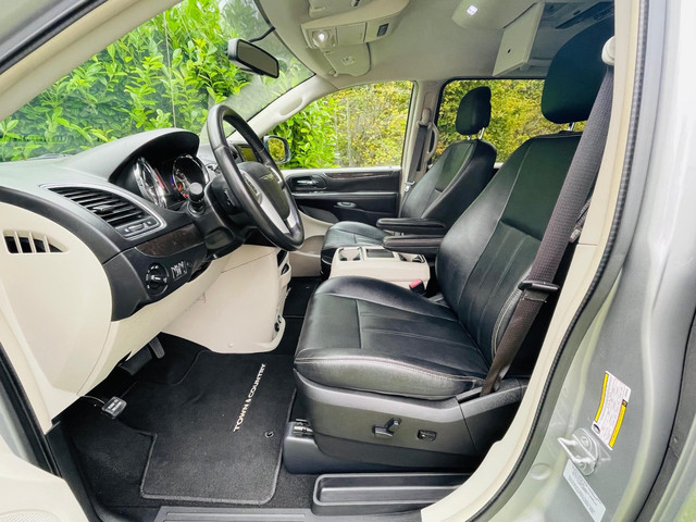 Chrysler Grand Voyager 3.6 V6 Stow&Go Trekhaak LPG 7Pers