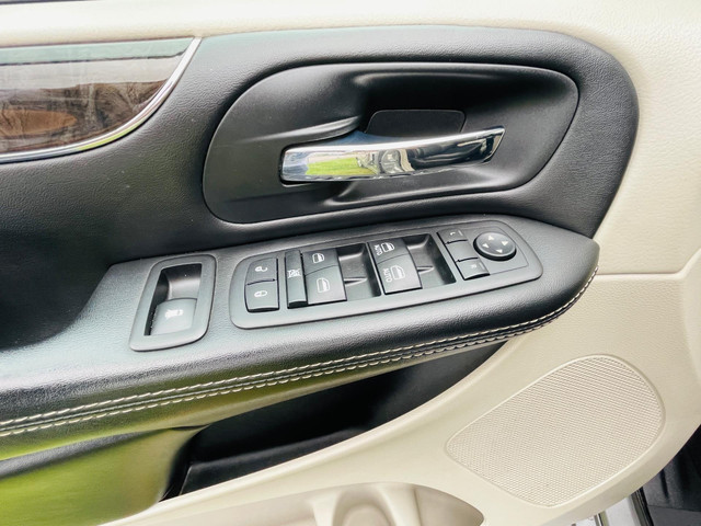 Chrysler Grand Voyager 3.6 V6 Stow&Go Trekhaak LPG 7Pers