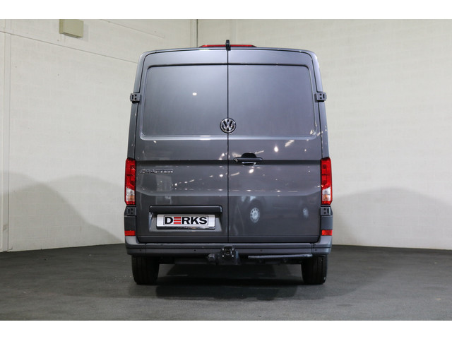 Volkswagen Crafter 2.0 TDI 177pk L3 H2 Automaat Airco Navigatie Camera Trekhaak