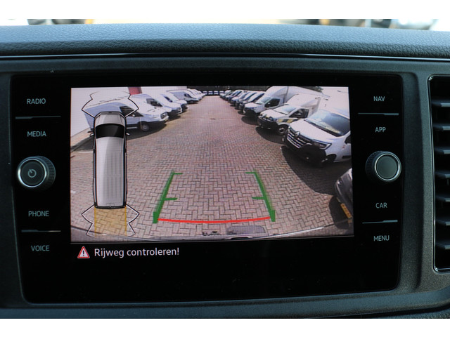 Volkswagen Crafter 2.0 TDI 177pk L3 H2 Automaat Airco Navigatie Camera Trekhaak