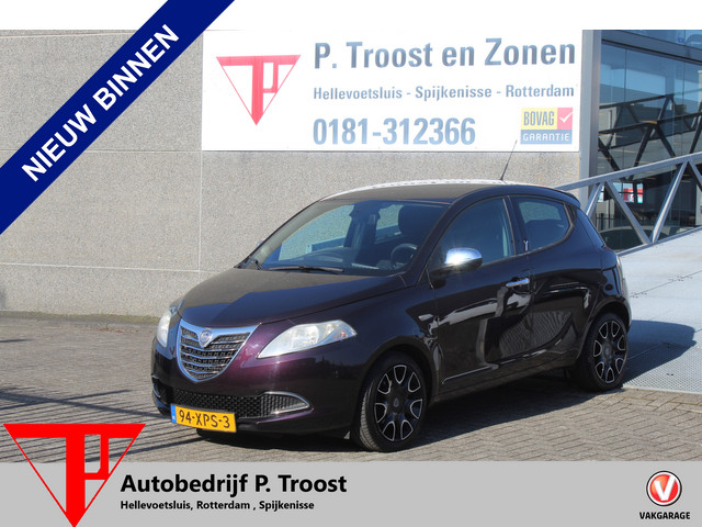 lancia-ypsilon-0.9-twinair-gold-airco-cruise-control-radio-cd-speler-lichtmetalen-velgen-parrot-elektrische-ramen-elektrisch-verstelbare-spiege