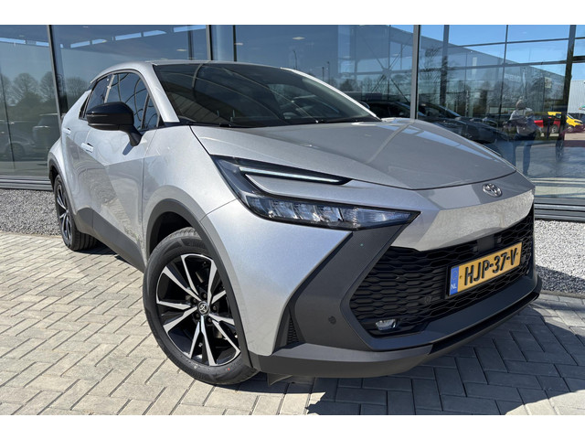 toyota-c-hr-2.0-plug-in-hybrid-220-business-plus-apple-carplay--android-auto.