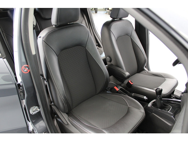 Ford EcoSport 1.0 EcoBoost Titanium 126PK, ZEER NETTE AUTO | DEELS LEER | NAVIGATIE | CRUISE | STOELVERWARMING | RUITVERWARMING