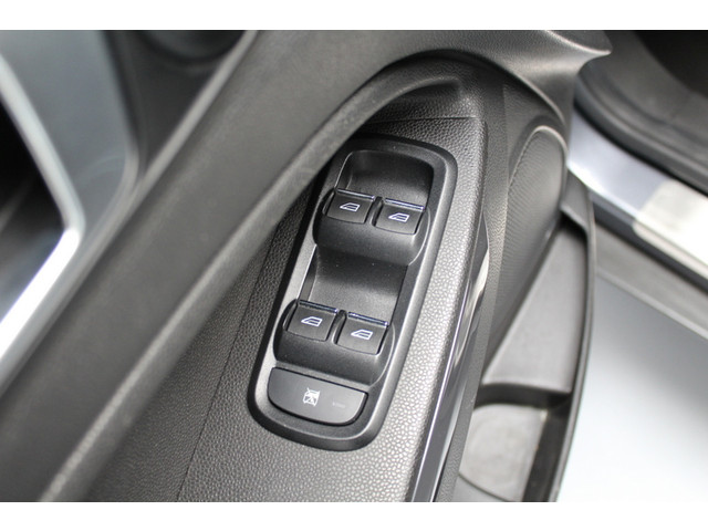 Ford EcoSport 1.0 EcoBoost Titanium 126PK, ZEER NETTE AUTO | DEELS LEER | NAVIGATIE | CRUISE | STOELVERWARMING | RUITVERWARMING