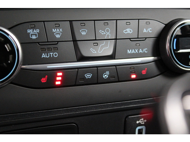 Ford EcoSport 1.0 EcoBoost Titanium 126PK, DEELS LEDER | NAVIGATIE | CARPLAY | CRUISE | STOEL RUIT STUURVERWARMING