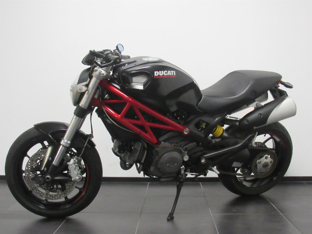 Ducati Monster 796