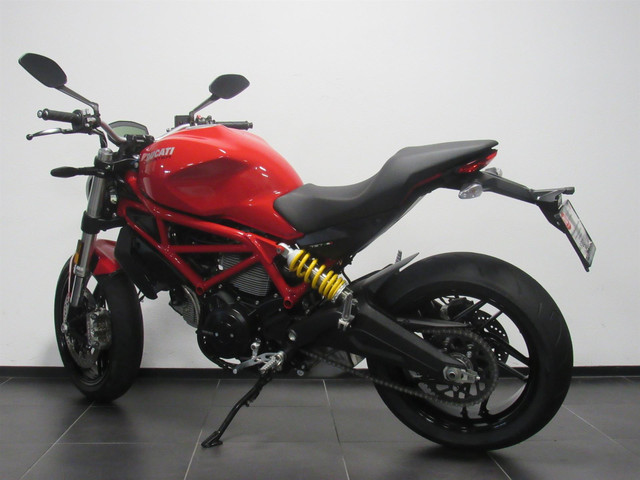 Ducati Monster 797