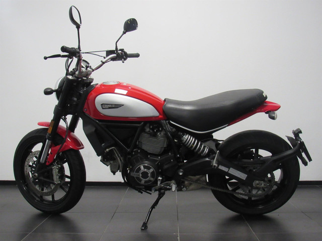 Ducati Scrambler ICON
