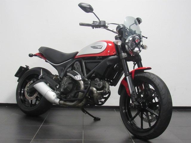 Ducati Scrambler ICON