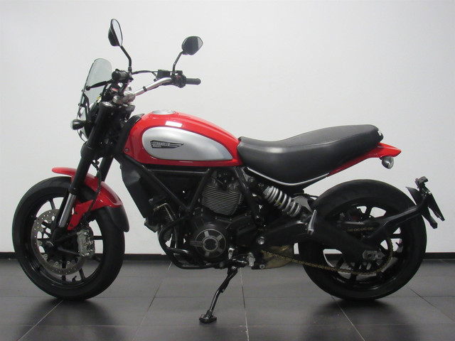 Ducati Scrambler ICON