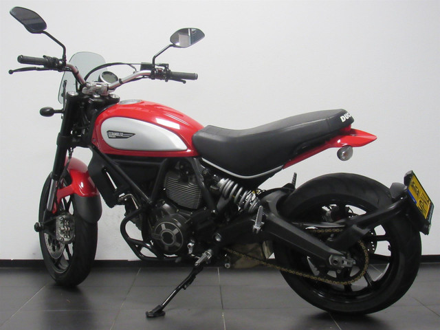 Ducati Scrambler ICON