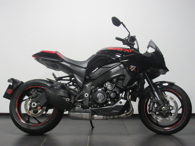 suzuki-gsx-gsx-s-1000-katana