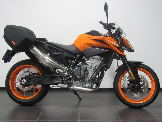 ktm-790-duke-abs
