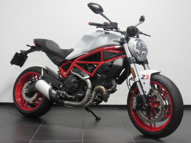 Ducati Monster 797