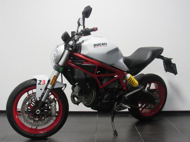 Ducati Monster 797