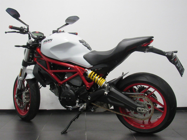 Ducati Monster 797