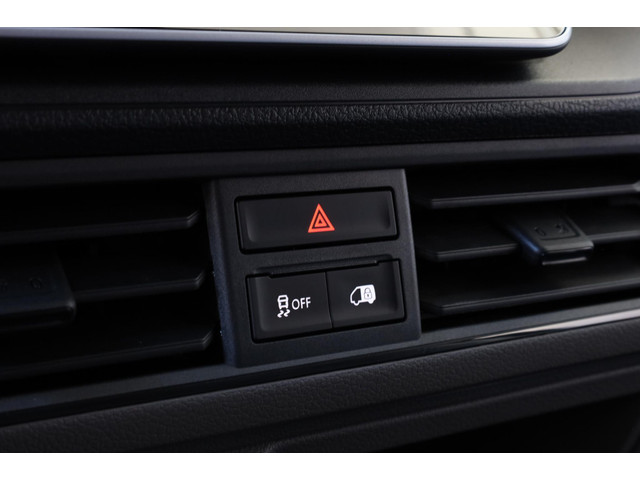 Volkswagen Crafter Highline L3H3 140 pk automaat BPM vrij | Trekhaak | Camera | navigatiepakket | vierseizoenbanden
