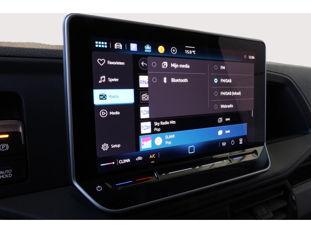 Volkswagen Crafter Highline L3H3 140 pk automaat BPM vrij | Trekhaak | Camera | navigatiepakket | vierseizoenbanden