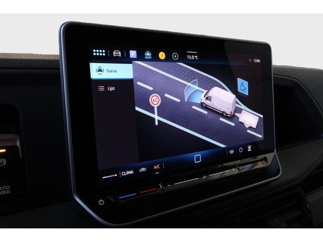 Volkswagen Crafter Highline L3H3 140 pk automaat BPM vrij | Trekhaak | Camera | navigatiepakket | vierseizoenbanden