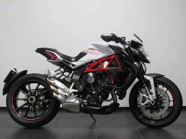 mv-agusta-dragster-800