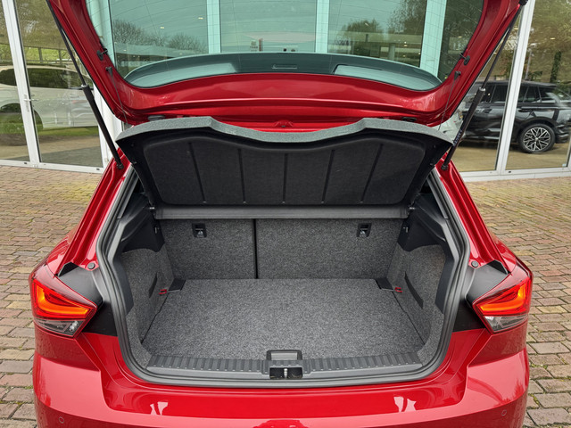 Seat Ibiza 1.0 TSI FR Black Edition Apple CarPlay | Camera | Keyless