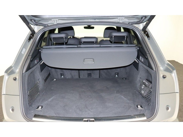 Audi Q5 50 TFSI e S Line ACC Trekhaak Sportstoelen 20 Inch Bang und Olufsen Audi Virtual Cockpit