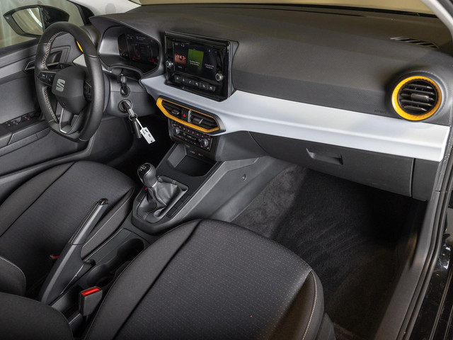 Seat Ibiza 1.0 MPI Style   80pk   Apple CarPlay   Automatische klimaatregeling   Stoelverwarming