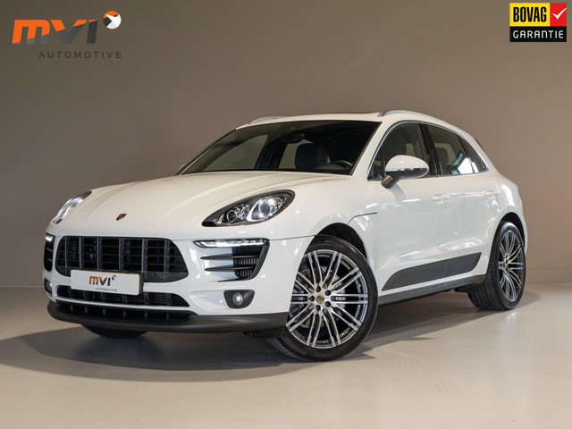 porsche-macan-3.0-s---340pk---panorama-dak---trekhaak---stoelverwarming--